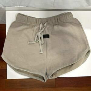 ESSENTIALS shorts